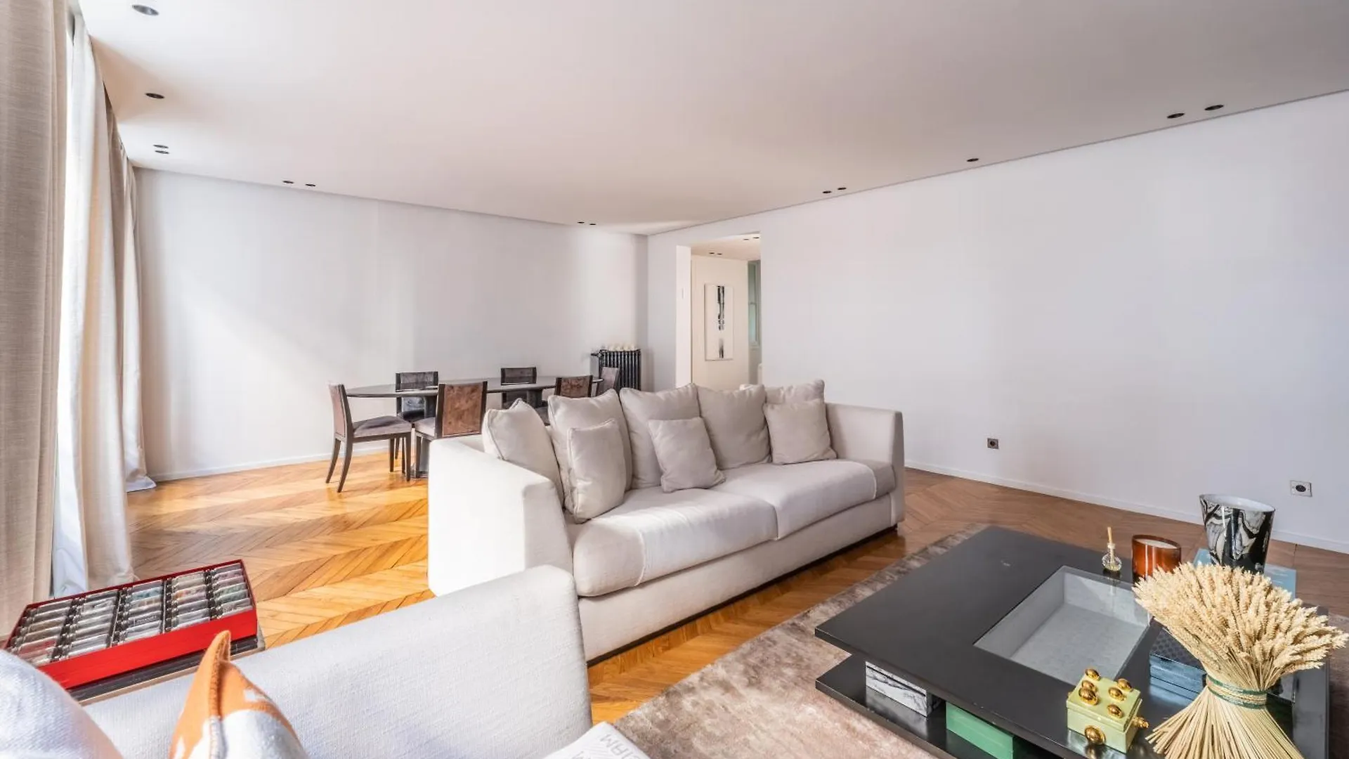 Amazing 2bdr/6pax Next To Champs Elysees Διαμέρισμα