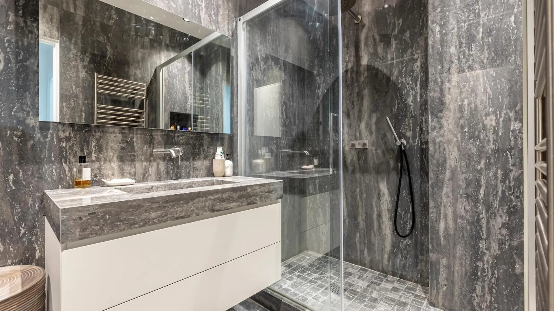 Διαμέρισμα Amazing 2bdr/6pax Next To Champs Elysees Παρίσι